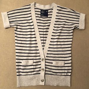 *NWOT* American Eagle Outfitters Grey/Blue Sweater